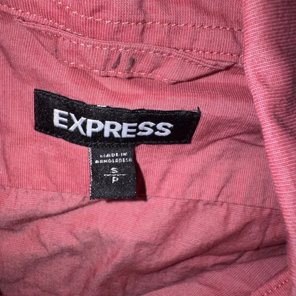 Express Short Sleeve‎ Button Down Small Coral Pink 100% Cotton Dual Pocket